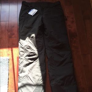 Black ski pants